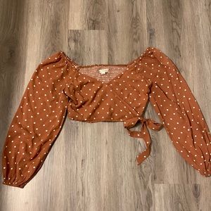 Aeropostale Cropped long sleeve top size small
